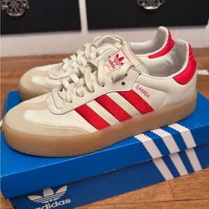 Women’s size 8 Adidas Samba Red